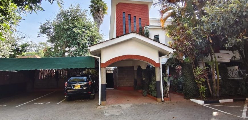 5-Bedroom plus DSQ Villa TO LET in Riverside